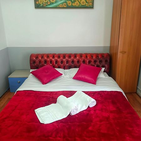Albergue Host Roma Exterior foto