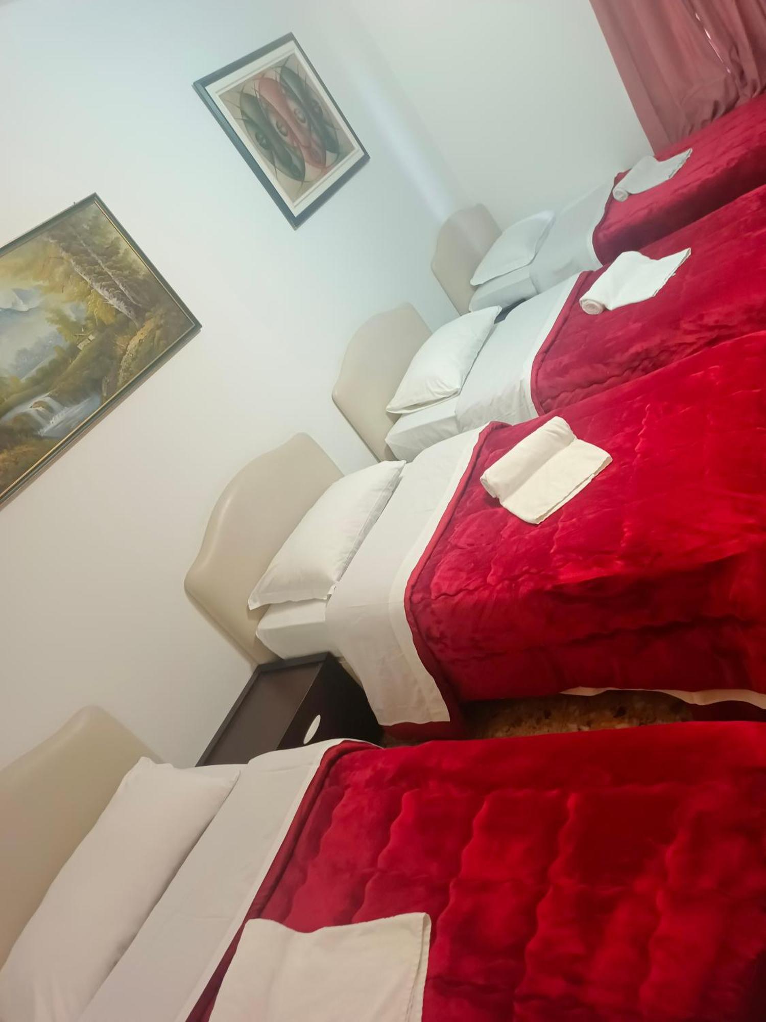 Albergue Host Roma Exterior foto
