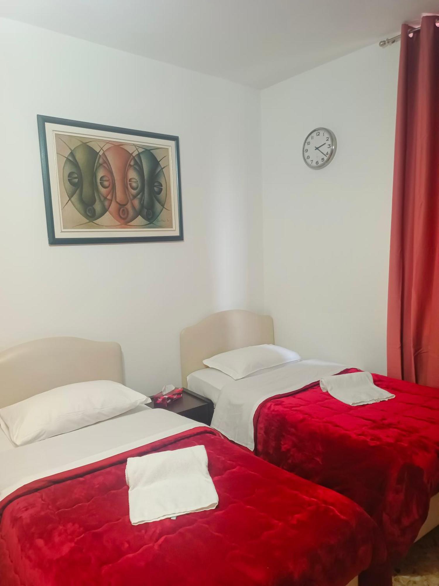 Albergue Host Roma Exterior foto